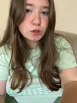 remirann  online show from September 11, 3:56 pm