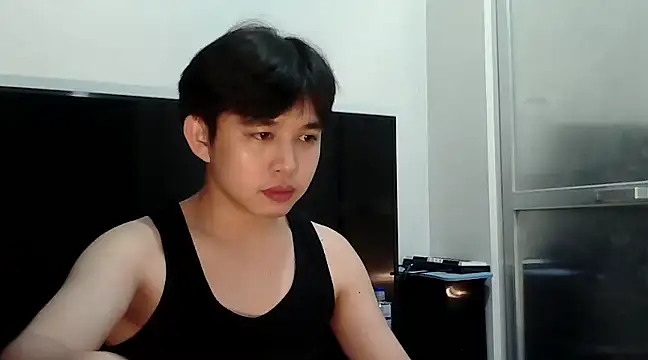 Snapshot of alfonsoasiancutie chatting on January 2, 12:46 pm alfonsoasiancutie online show from January 2, 12:46 pm