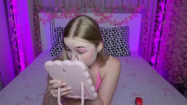 LilyStarlight online show from July 23, 3:48 am