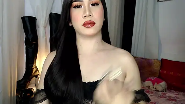 elise bloom69 online show from December 3, 5:00 pm