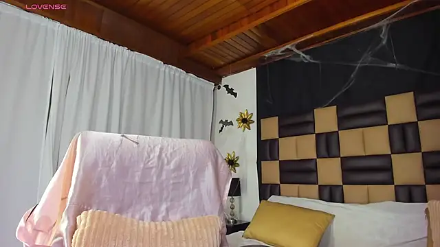 BarbieKano online show from November 6, 12:00 am