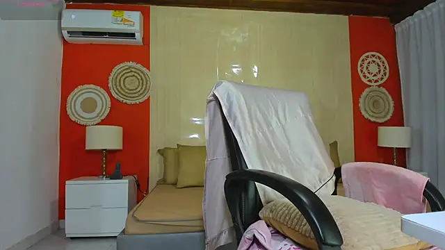 BarbieKano online show from January 14, 12:05 am