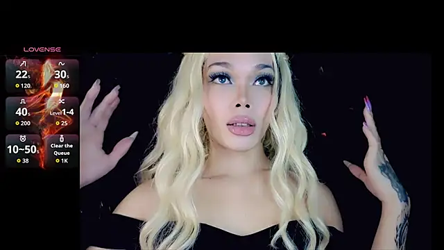 Snapshot of sugar_bbyxx chatting on May 23, 7:35 am sugar bbyxx online show from May 23, 7:35 am