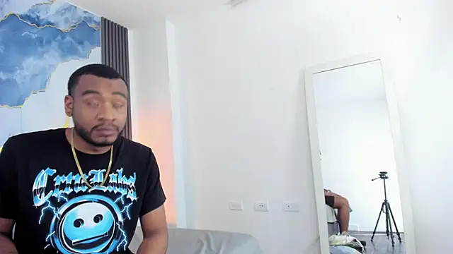 Kylieandjhonny online show from March 26, 8:36 pm