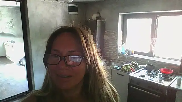 Snapshot of AnyBase chatting on July 20, 10:29 am AnyBase online show from July 20, 10:29 am