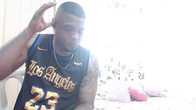 Snapshot of hot_and_naughty_latin chatting on March 7, 9:45 pm hot and naughty latin online show from March 7, 9:45 pm