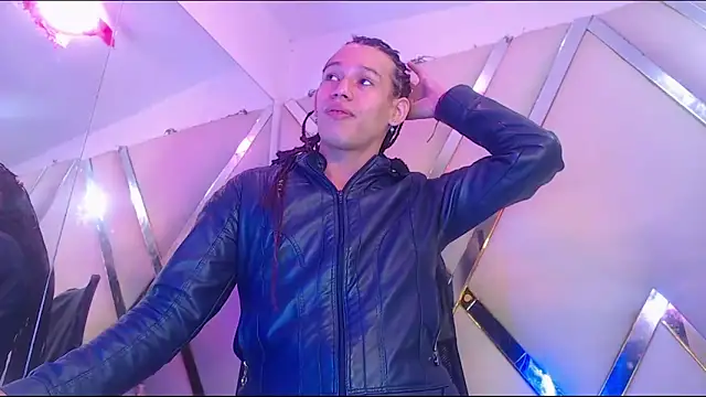 Snapshot of StefyFerrer chatting on November 27, 2:57 am StefyFerrer online show from November 27, 2:57 am