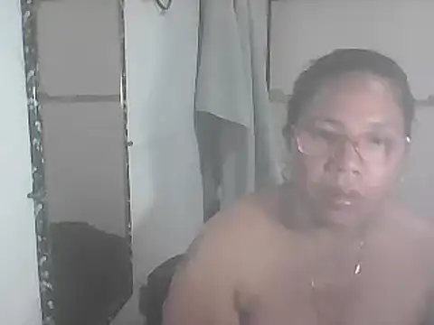 hotwet mama4uxx online show from January 8, 7:13 pm