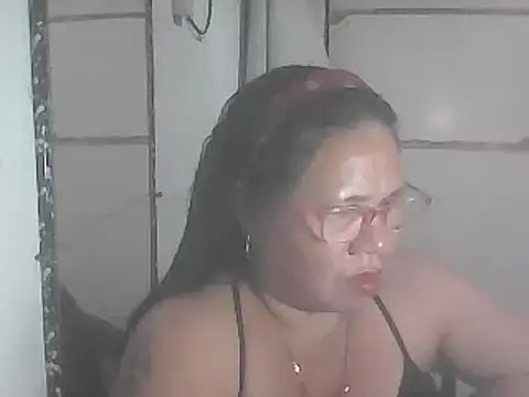 hotwet mama4uxx online show from January 27, 1:41 pm