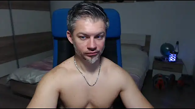 RobbyShawz online show from February 15, 10:33 am