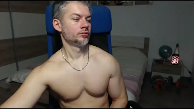 RobbyShawz online show from February 18, 10:49 am