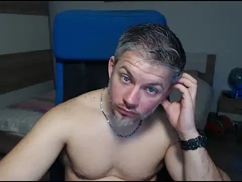 RobbyShawz online show from March 9, 11:47 am