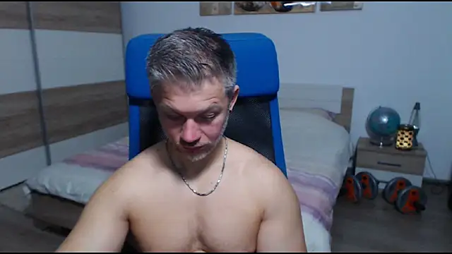 RobbyShawz online show from September 27, 4:17 am