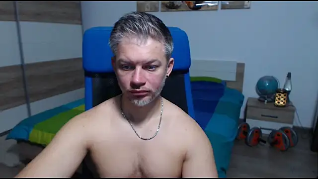 RobbyShawz online show from October 14, 6:25 am