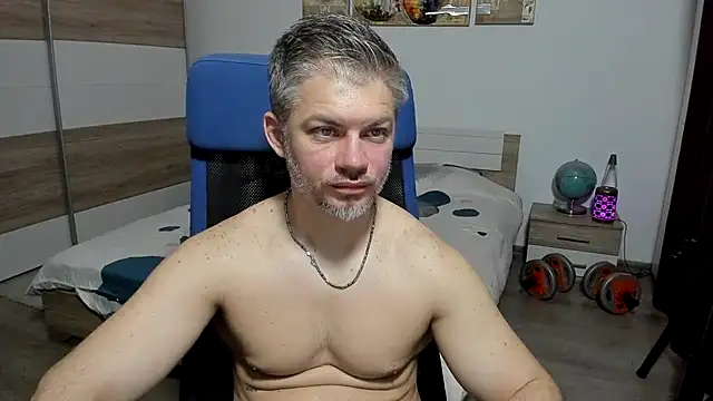 RobbyShawz online show from April 13, 5:13 am