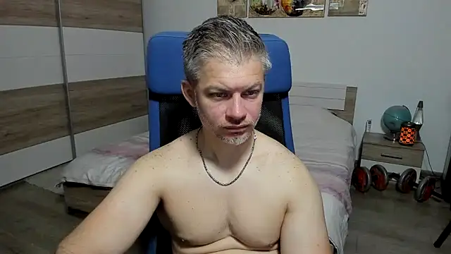RobbyShawz online show from June 1, 3:52 am
