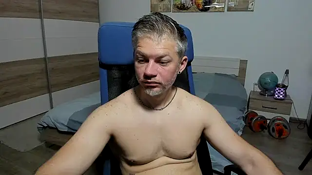 RobbyShawz online show from June 7, 5:11 am