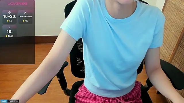Snapshot of Ayase_momo chatting on June 14, 12:18 pm Ayase momo online show from June 14, 12:18 pm