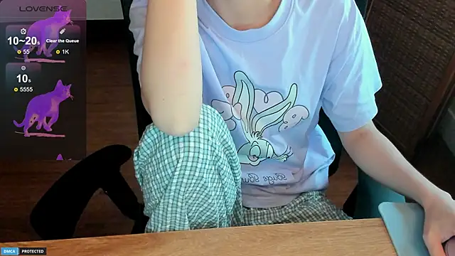 Snapshot of Ayase_momo chatting on June 15, 12:24 am Ayase momo online show from June 15, 12:24 am