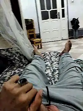 Snapshot of yacinemsila chatting on October 16, 7:26 pm yacinemsila online show from October 16, 7:26 pm