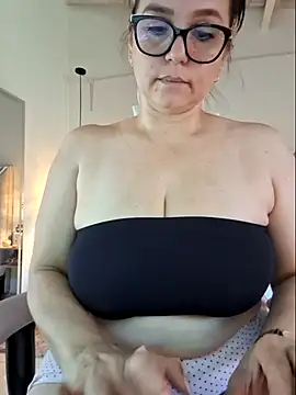 MariaPau 83 online show from October 19, 3:01 pm