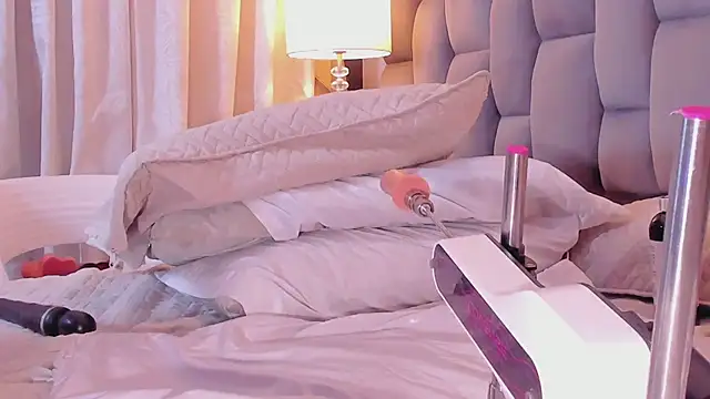 Snapshot of Rianamanson chatting on February 21, 10:39 am Rianamanson online show from February 21, 10:39 am