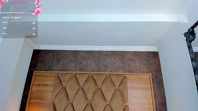 Snapshot of Rianamanson chatting on September 11, 8:36 am Rianamanson online show from September 11, 8:36 am