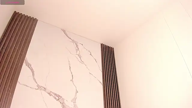 Snapshot of Rianamanson chatting on November 14, 6:01 am Rianamanson online show from November 14, 6:01 am