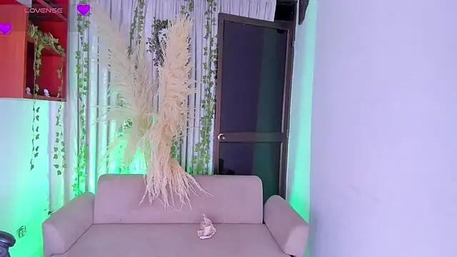 Snapshot of Rianamanson chatting on March 22, 4:38 am Rianamanson online show from March 22, 4:38 am