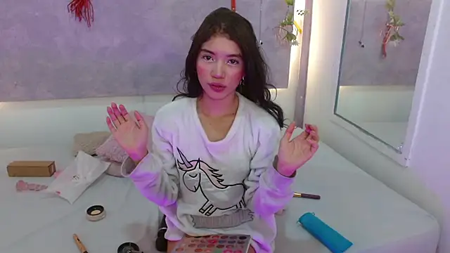 Snapshot of Sweetcristin chatting on October 4, 11:58 pm Sweetcristin online show from October 4, 11:58 pm