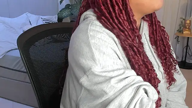 Snapshot of pamela_doll3 chatting on February 15, 6:44 am pamela doll3 online show from February 15, 6:44 am