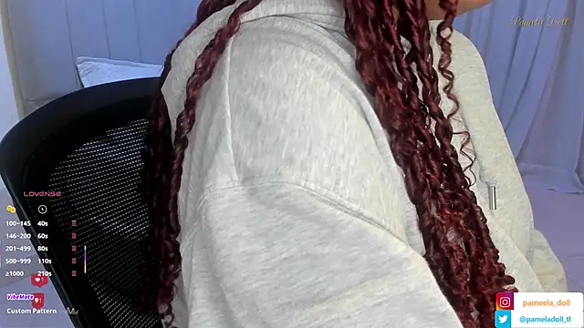Snapshot of pamela_doll3 chatting on February 26, 6:15 am pamela doll3 online show from February 26, 6:15 am