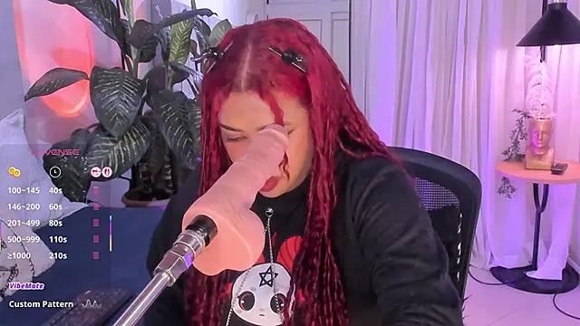 Snapshot of pamela_doll3 chatting on March 7, 8:23 am pamela doll3 online show from March 7, 8:23 am