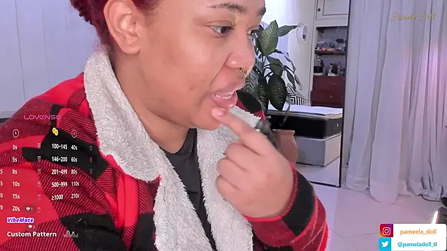 Snapshot of pamela_doll3 chatting on March 9, 10:30 am pamela doll3 online show from March 9, 10:30 am