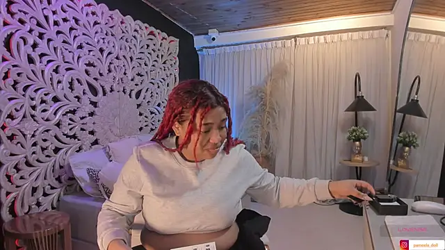 Snapshot of pamela_doll3 chatting on September 19, 3:52 am pamela doll3 online show from September 19, 3:52 am