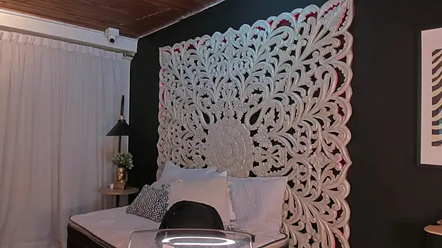 Snapshot of pamela_doll3 chatting on September 26, 3:54 am pamela doll3 online show from September 26, 3:54 am