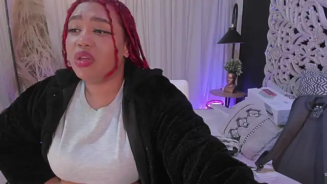 Snapshot of pamela_doll3 chatting on October 17, 4:04 am pamela doll3 online show from October 17, 4:04 am