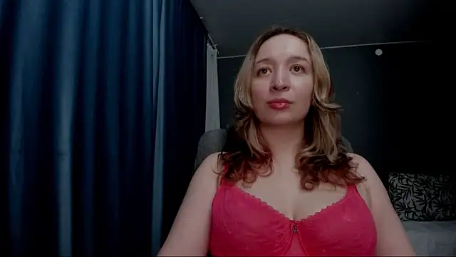 Snapshot of Eva_Rikchter chatting on February 9, 10:14 pm Eva Rikchter online show from February 9, 10:14 pm