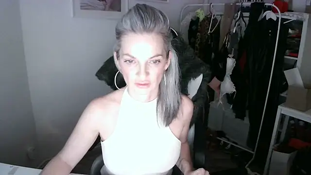 Sabdeluxe online show from January 19, 3:53 pm