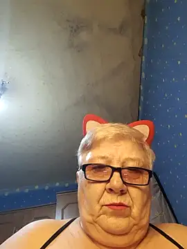 Lena Gaby online show from February 4, 9:20 pm