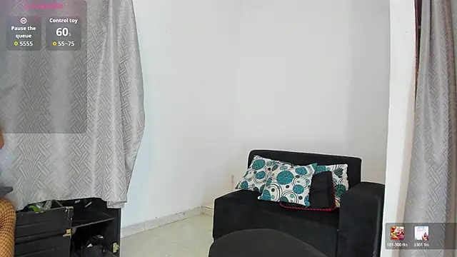 Snapshot of BritannyLord chatting on July 17, 2:24 pm BritannyLord online show from July 17, 2:24 pm