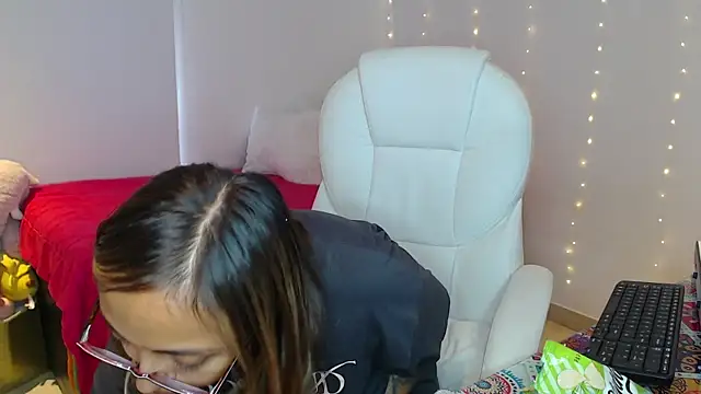 Gabi morales online show from October 27, 8:02 pm