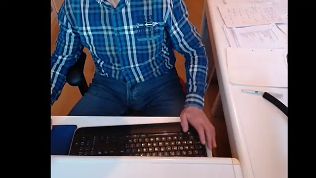 dutchpornking online show from January 16, 2:41 pm