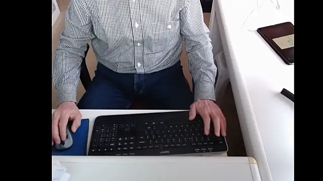 dutchpornking online show from February 5, 8:54 am