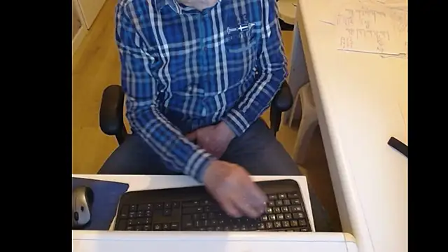 dutchpornking online show from February 9, 6:58 pm