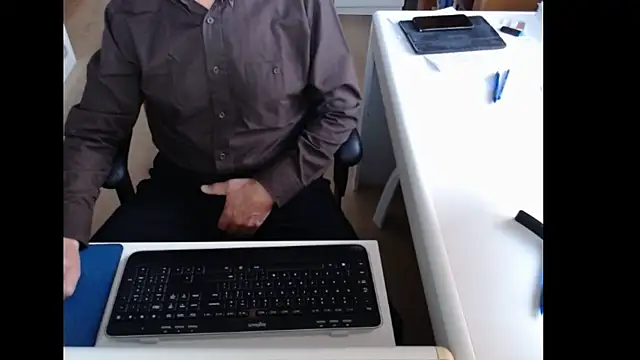 dutchpornking online show from October 27, 7:34 am