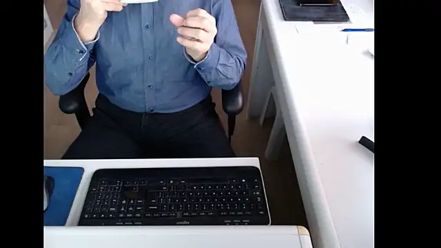 dutchpornking online show from January 9, 8:28 am