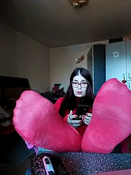 Chriss Tinaa online show from February 21, 9:24 am