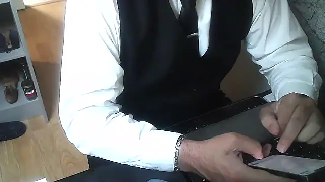 DUDURAxh online show from November 20, 1:22 pm