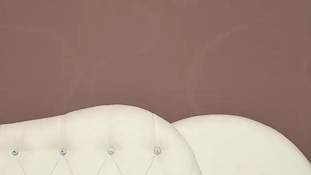 BustyMadison online show from January 22, 9:35 am